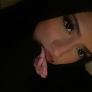 Meet your Posher, Jazmine